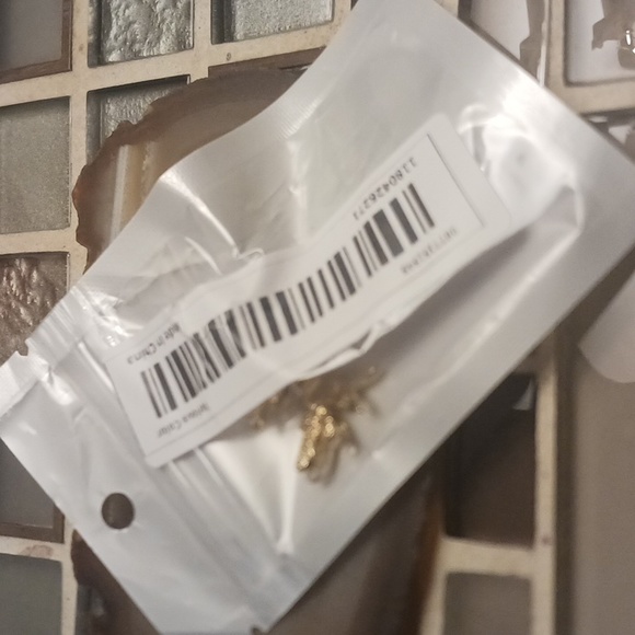 Goldtone Fairy Earrings - Picture 4 of 4